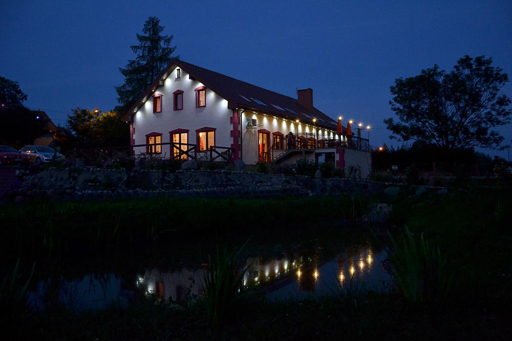 Bed and Breakfast Pensjonat Agroturystyczny Pod Modrzewiem Florczaki Exterior foto
